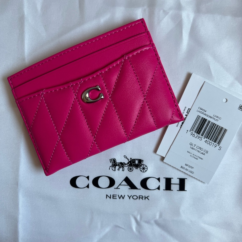 NWT COACH CARD CASE WITH PILLOW QUILTING